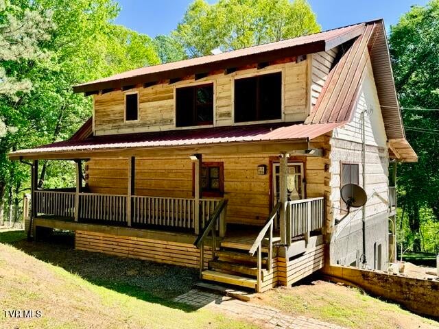 1st photo of 335 Bear Cage Road