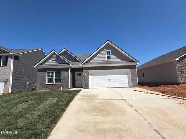 1st photo of 260 Chimney View Loop 