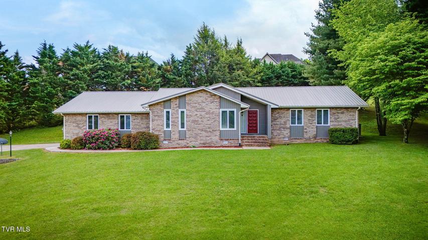 1st photo of 316 Ferndale Lane