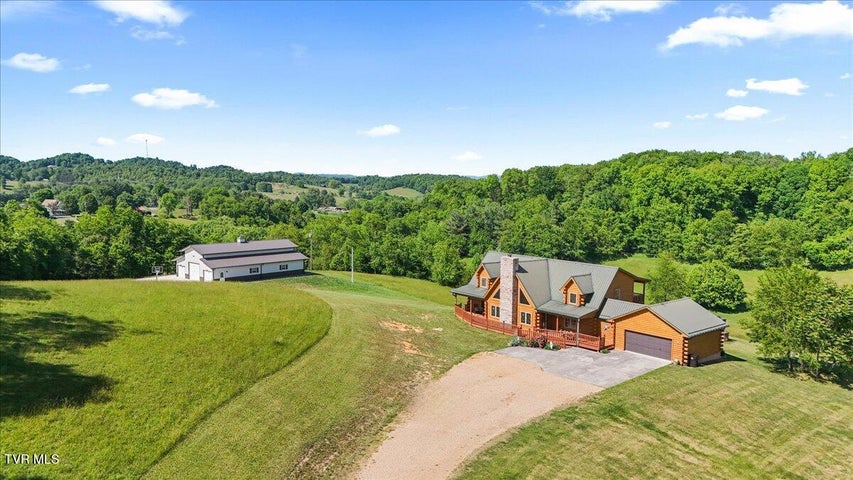 1st photo of 460 Lowell Jones Road