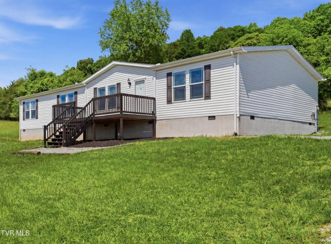 1st photo of 530 Horseshoe Bend Road