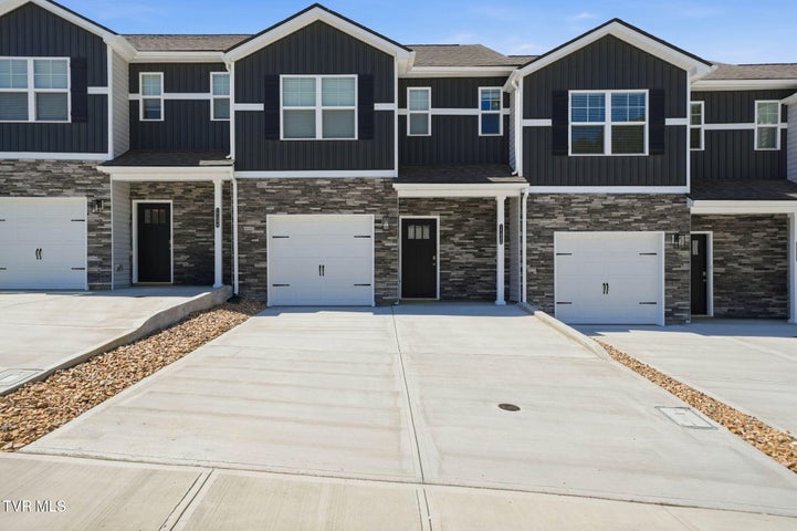 1st photo of 1130 Wenna Way 