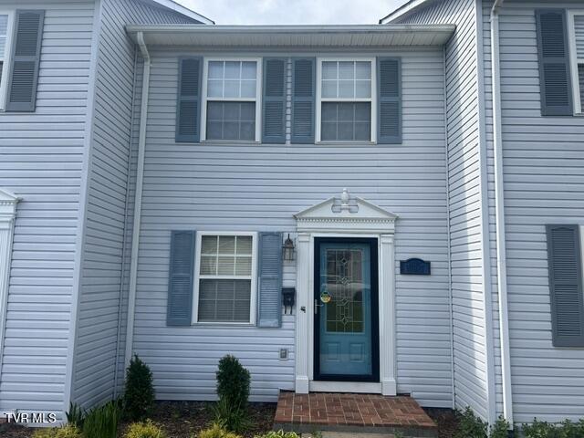 1st photo of 219 Hunter Hills Circle
