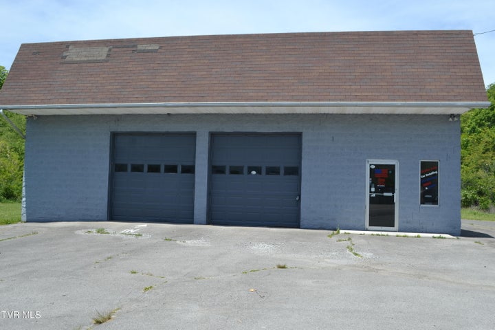 1st photo of 118 Washington Road