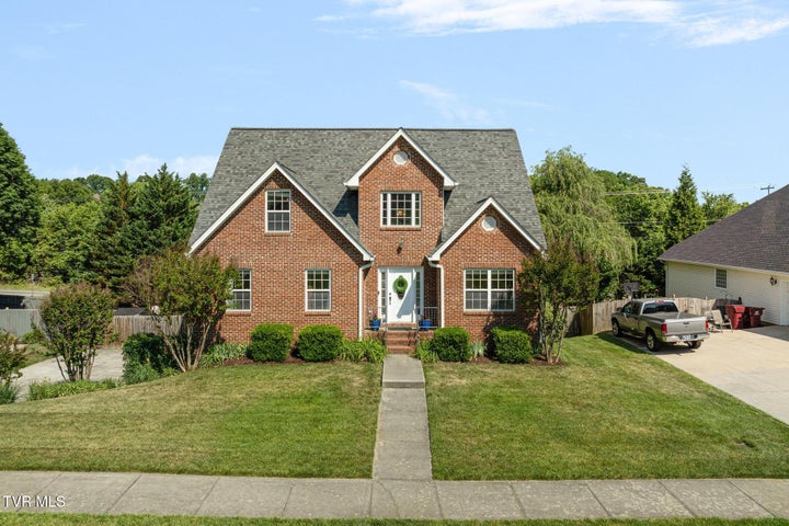 1st photo of 204 Lee Carter Drive