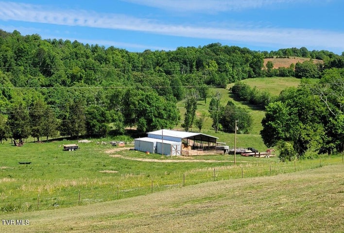1st photo of 612 Grassy Valley Road