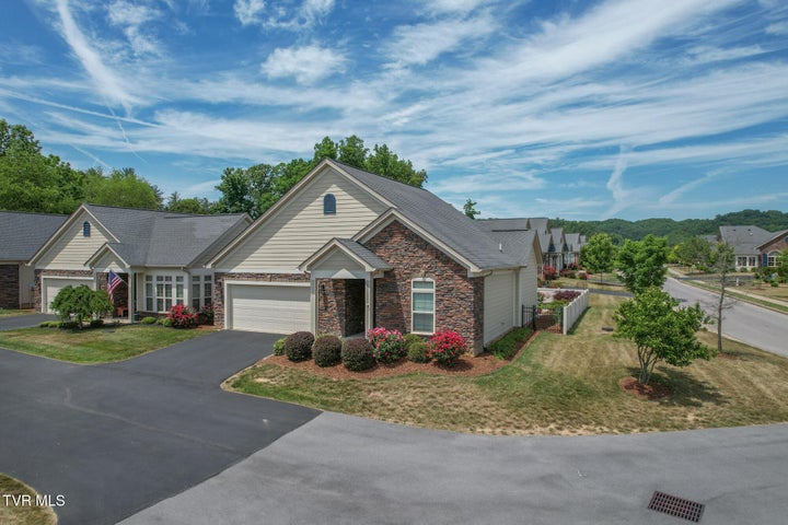1st photo of 1450 Hatterdale Farm Road