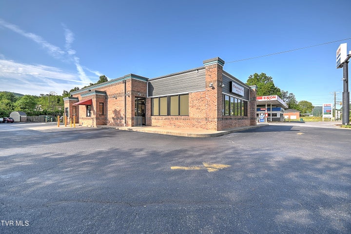 1st photo of 1502 N Main Ave Avenue