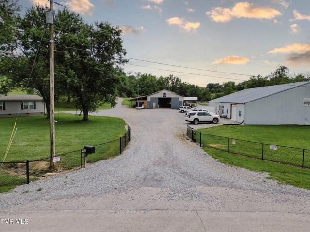 1st photo of 90 Darnell Road