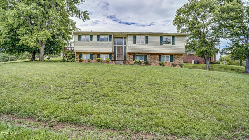 1st photo of 4417 Matilda Place