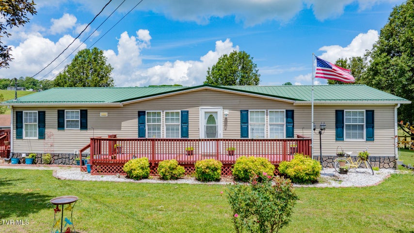 1st photo of 112 Grassy Valley Road