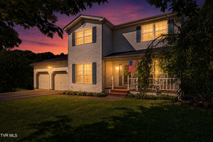 1st photo of 18403 Ironwood Loop