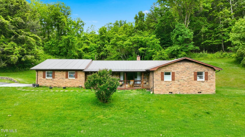 1st photo of 5461 Thackers Branch Road