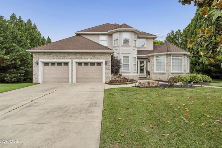 1st photo of 104 Lee Carter Drive