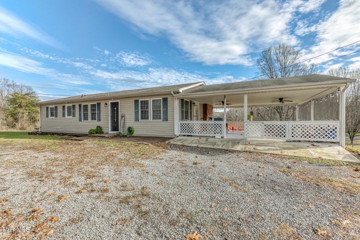 1st photo of 131 Grubb Lane