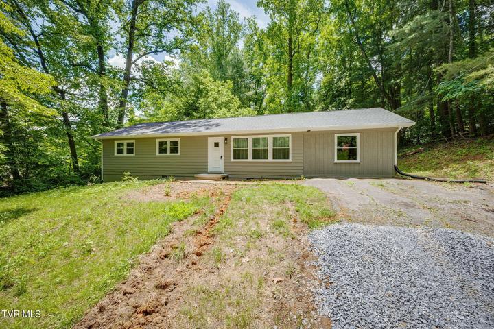 1st photo of 151 Taylortown Road