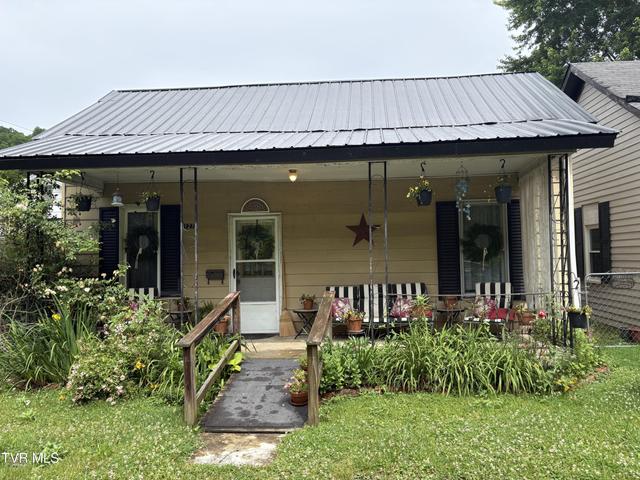 1st photo of 127 Keystone Street