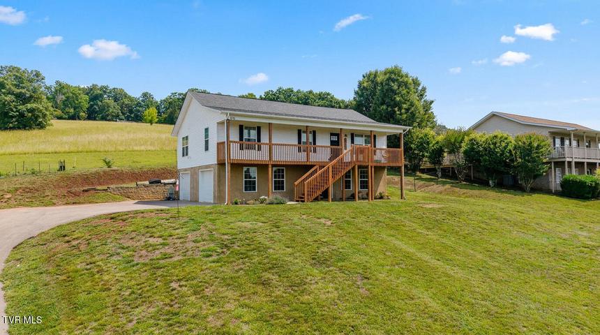 1st photo of 2713 Lucille Avenue