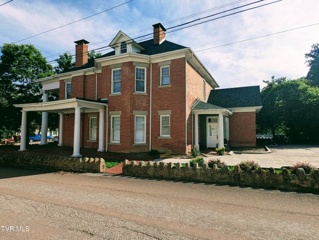 1st photo of 221 Main Street
