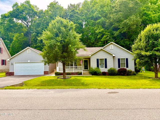 1st photo of 2251 Mountain Laurel Road