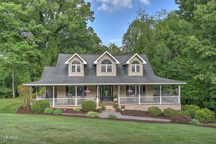 1st photo of 112 Southridge Drive