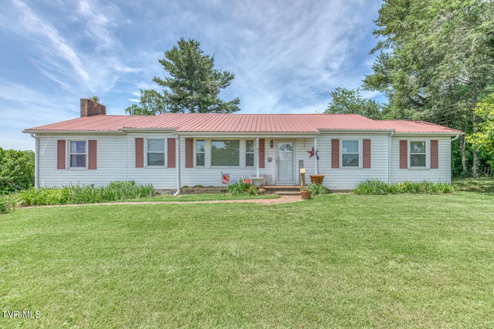 1st photo of 315 Lowry Drive