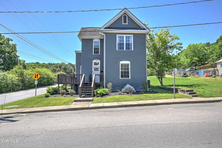 1st photo of 1200 Windsor Avenue
