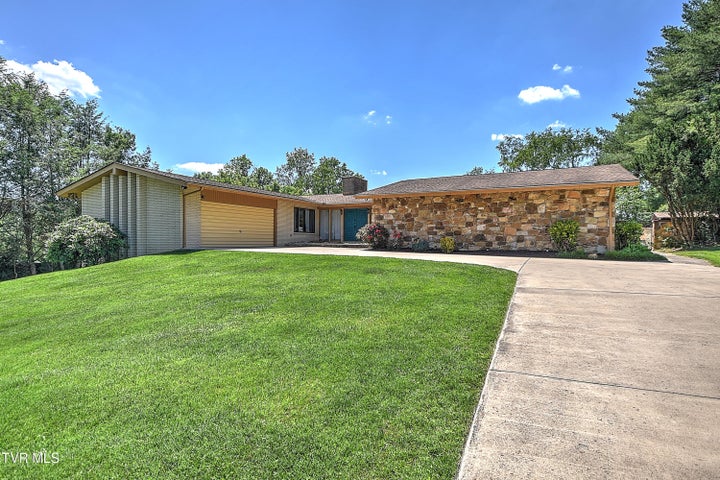 1st photo of 112 Greiner Drive