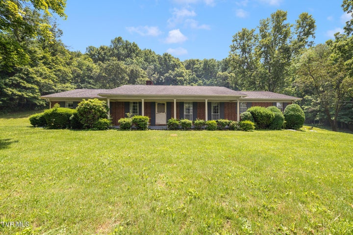 1st photo of 1013 Creasy Road