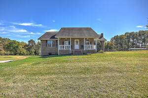 1st photo of 60 at 1009 Muddy Creek Road