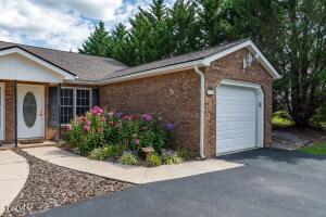 1st photo of 30 at 315 Old Franklin Place