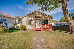 1st photo of 25 at 1607 Watauga Avenue