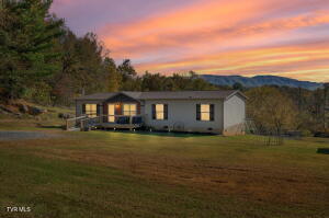 1st photo of 61 at 3176 Highway 421