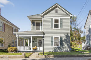 1st photo of 41 at 504 Russell Street Street