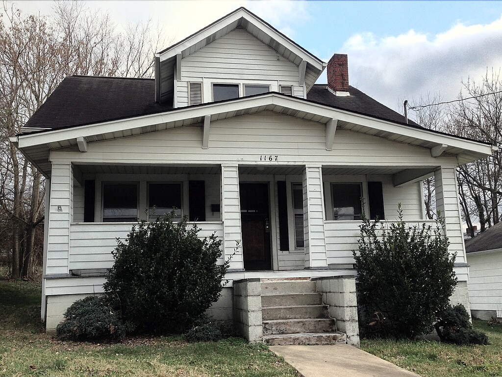 Photo of 1167 Rhode Island Avenue, Bristol, VA 24201