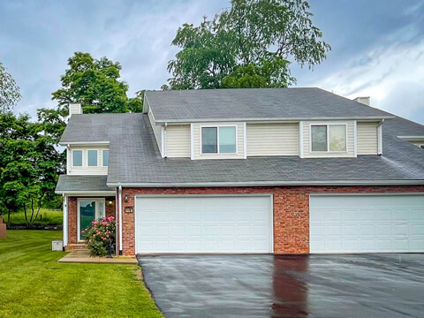 Front photo of 156 Robinson Walk